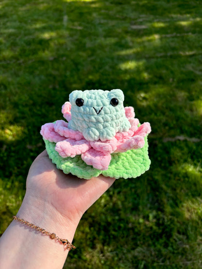 Patron grenouille fleur de lotus